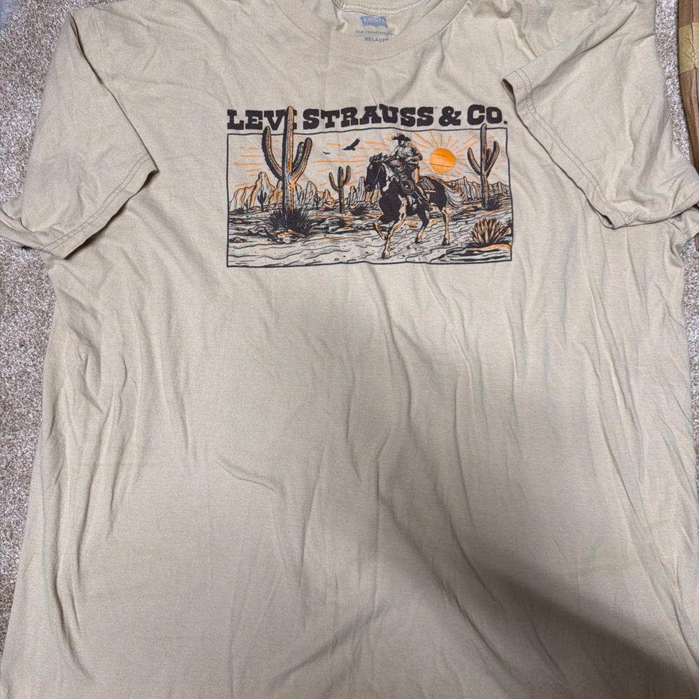 Levi's Tan Cowboy Graphic Tee